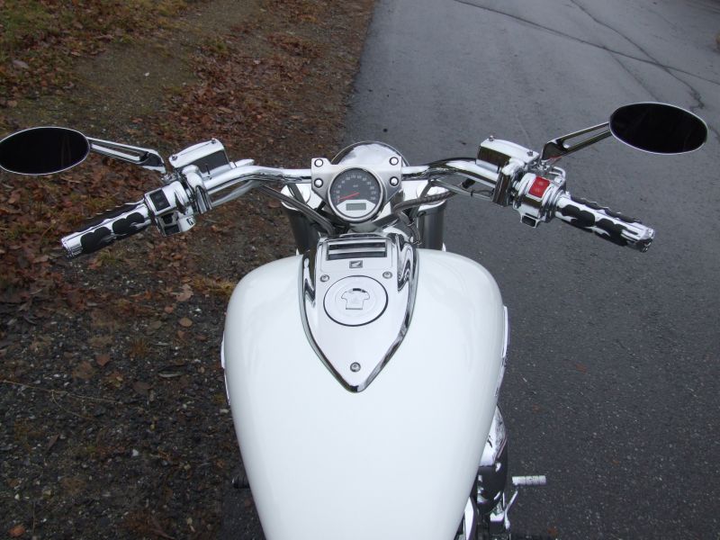 En ren fÃ¶rarmiljÃ¶ pÃ¥ Ulf Erikssons fint modifierade Honda VTX-1800. 2010-10-31
